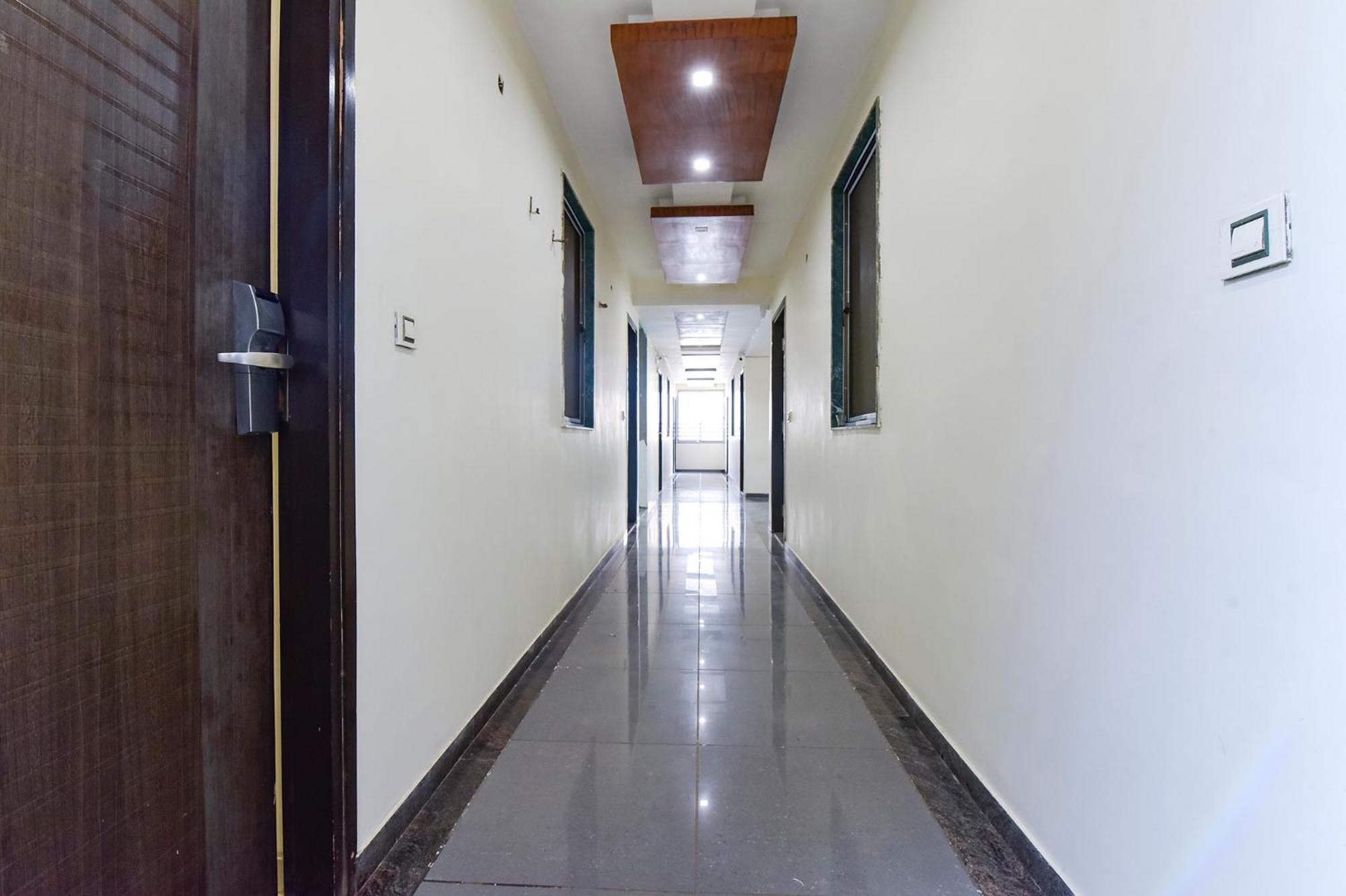Fabhotel A1 Plaza Ahmedabad Exterior foto